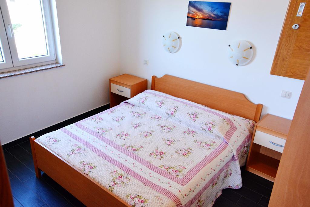 Apartments Buturi Soline (Dalmatia) Exterior foto