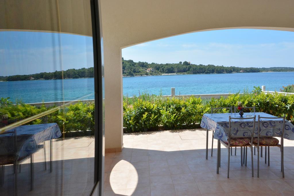 Apartments Buturi Soline (Dalmatia) Exterior foto